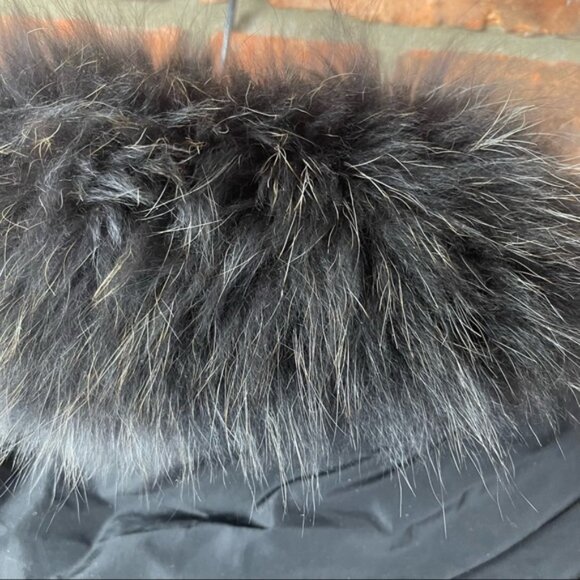 Danier Leather Puffer Nylon Coat Removable Fur Collar Zip Pockets Parka Jacket M - Picture 11 of 16